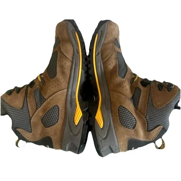 VASQUE Breeze GoreTex Mens 13M Hiking BootsBrown Leather Nubuck Vibram 7462
